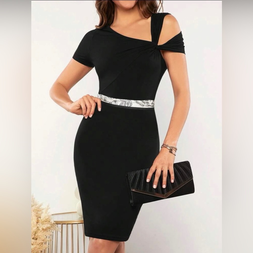 Emery Rose Elegant Sexy Asymmetrical Neck Bodycon Dress Women